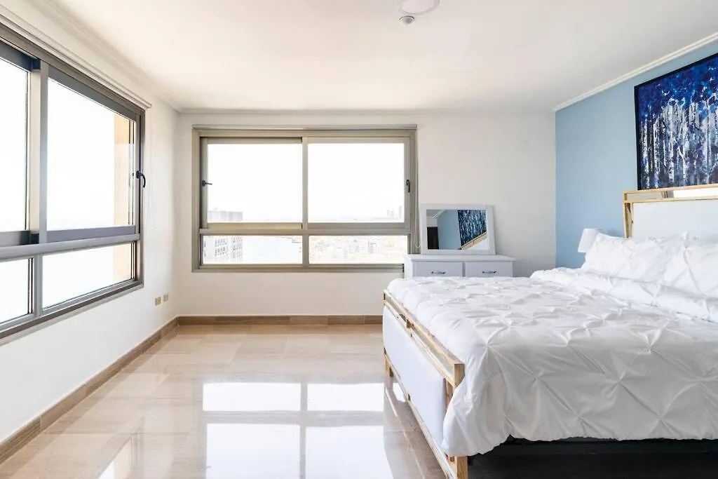 3 Bdr Ocean View Luxury Apartment . Sleeps 6 산토도밍고