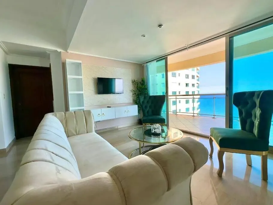 3 Bdr Ocean View Luxury Apartment . Sleeps 6 산토도밍고